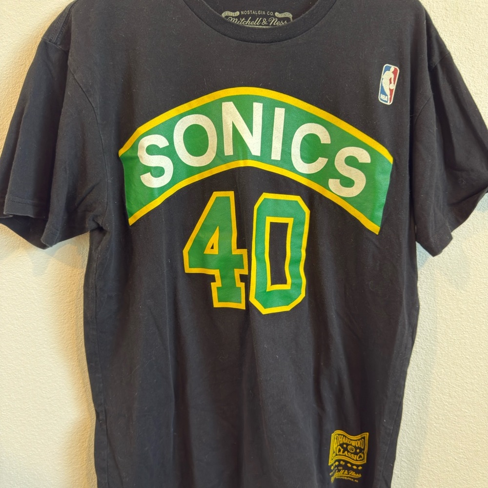 Mitchell & Ness Sonics Kemp #40 Black Tee Size Large